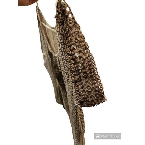 St John's Bay Brown Geometric Women's SIZE MEDIUM - Picture 3 of 4